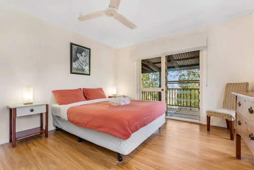 Holiday home The Jetty Escape Villa Cootharaba Australia