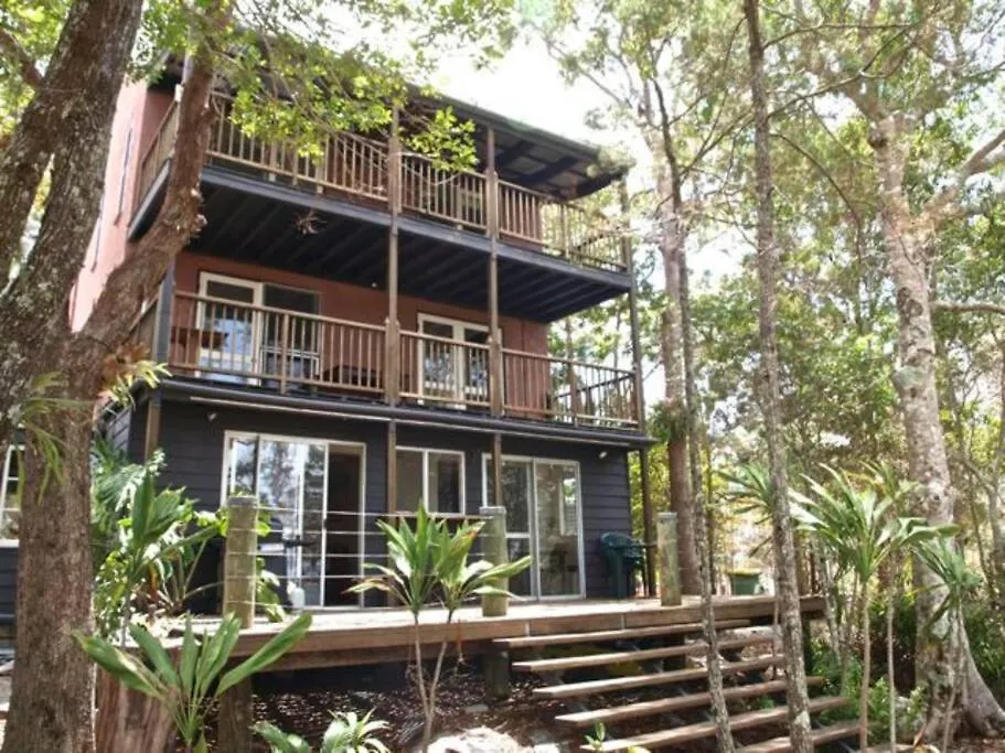 The Jetty Escape Villa Cootharaba 0*,